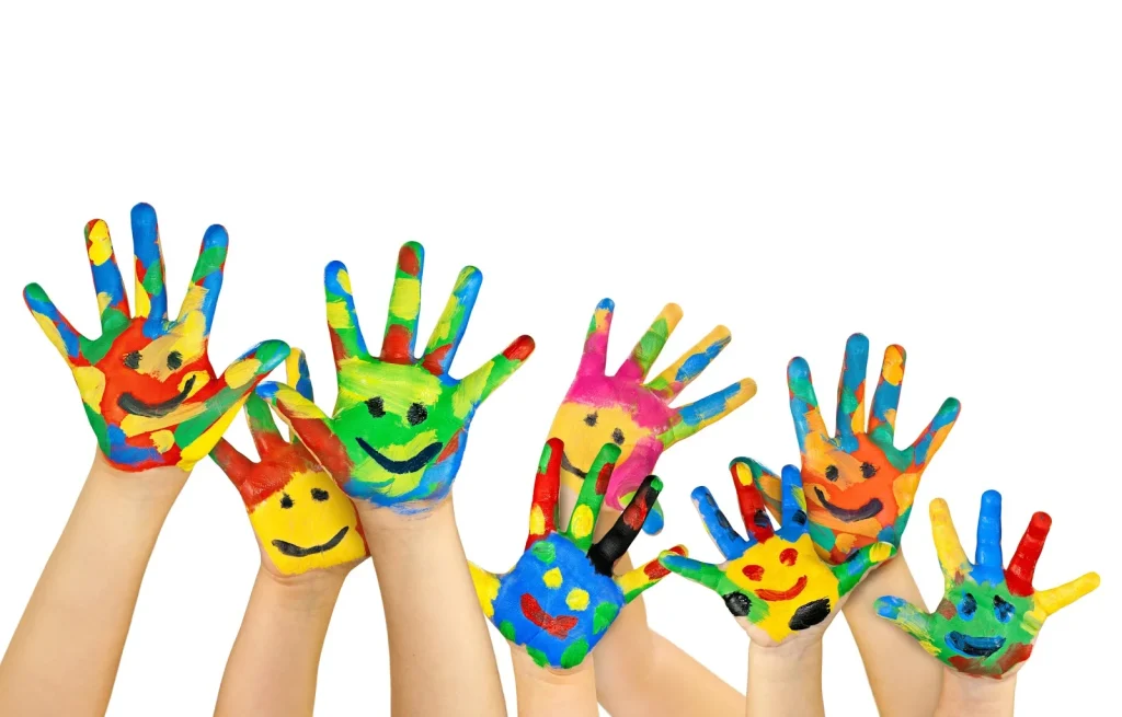La educación infantil es una etapa crucial en el desarrollo de los seres humanos. Durante estos años, se establecen las bases para el aprendizaje, la socialización y el desarrollo emocional. En este contexto, el Máster en Educación Infantil se ha consolidado como una opción formativa esencial para aquellos que desean especializarse en este ámbito. En este artículo, exploraremos en profundidad la importancia del máster, su estructura, objetivos y oportunidades laborales.